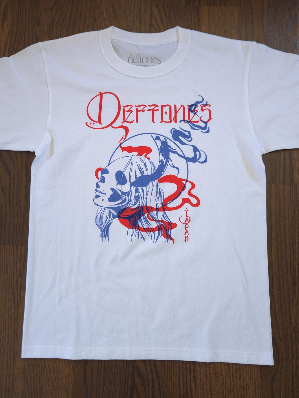 White Deftones T-shirt 2026 Tour graphic tee Japan concert exclusive - Medium